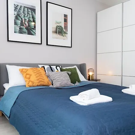 Daire Chic206 Retreat: Modern 1br Gem With Balcony By Nw *