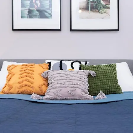 Chic206 Retreat: Modern 1br Gem With Balcony By Nw * 布达佩斯